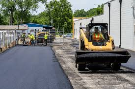 Best Gravel Driveway Installation  in South Hooksett, NH